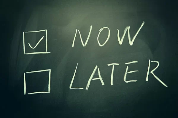 The Anti-Procrastination Habit Hack: 7-Day Interactive Journal